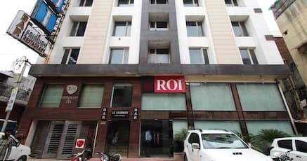 Lee cooper showroom in connaught place discount